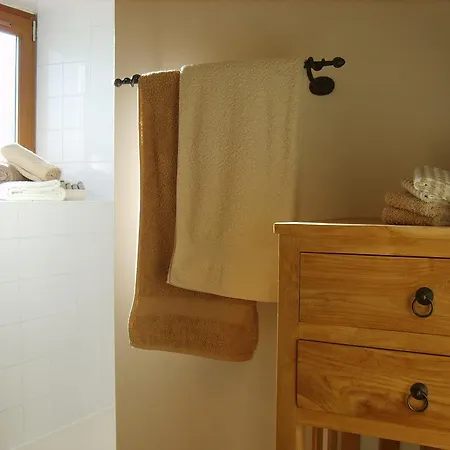 La Source Du Bonheur Bed & Breakfast