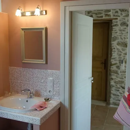 La Source Du Bonheur Bed & Breakfast *