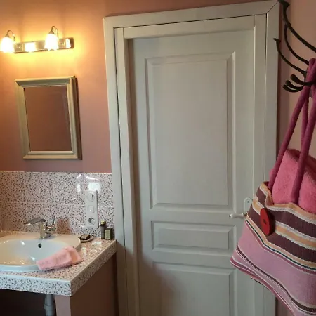 La Source Du Bonheur Bed & Breakfast